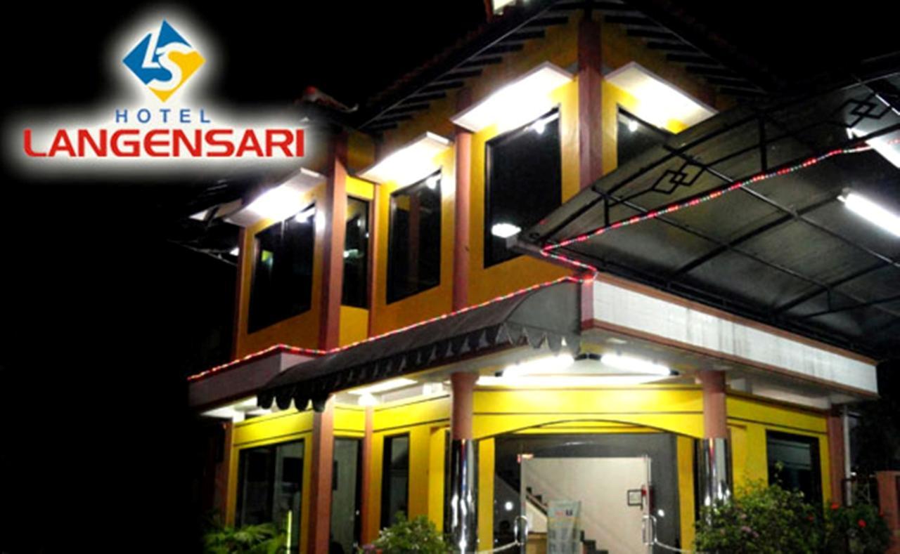 Langensari Hotel Cirebon Luaran gambar