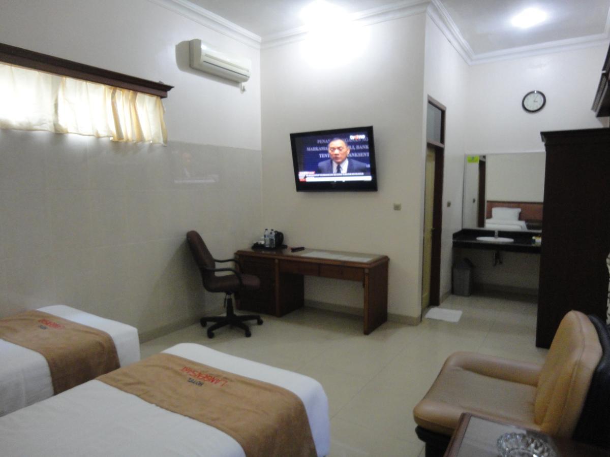 Langensari Hotel Cirebon Luaran gambar
