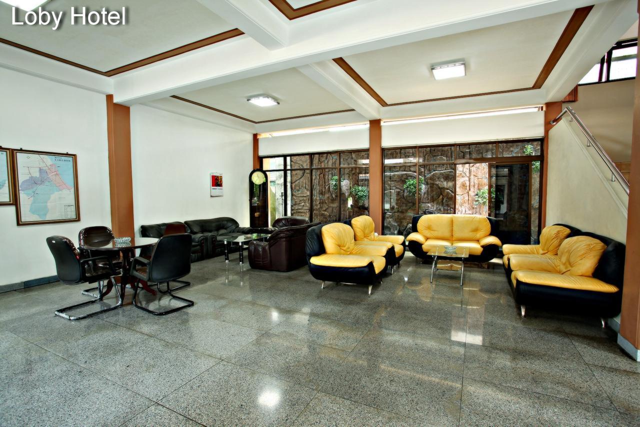 Langensari Hotel Cirebon Luaran gambar
